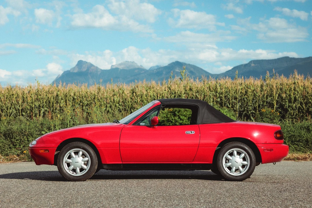 1990 Mazda NA MX-5 Miata - Image 11 of 31