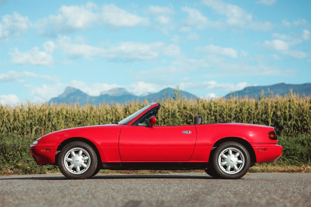 1990 Mazda NA MX-5 Miata - Image 9 of 31