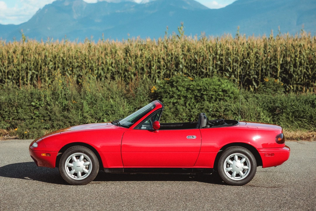 1990 Mazda NA MX-5 Miata - Image 7 of 31