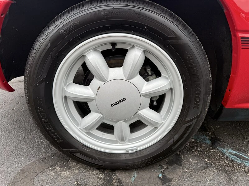 1990 Mazda NA MX-5 Miata - Image 11 of 13