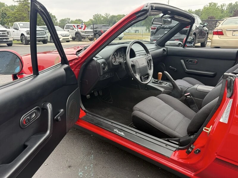 1990 Mazda NA MX-5 Miata - Image 6 of 13