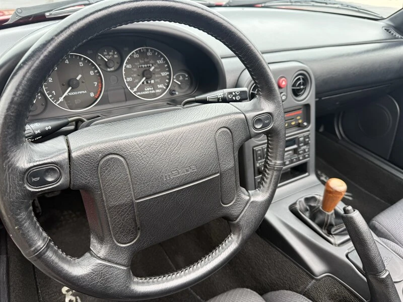 1990 Mazda NA MX-5 Miata - Image 8 of 13