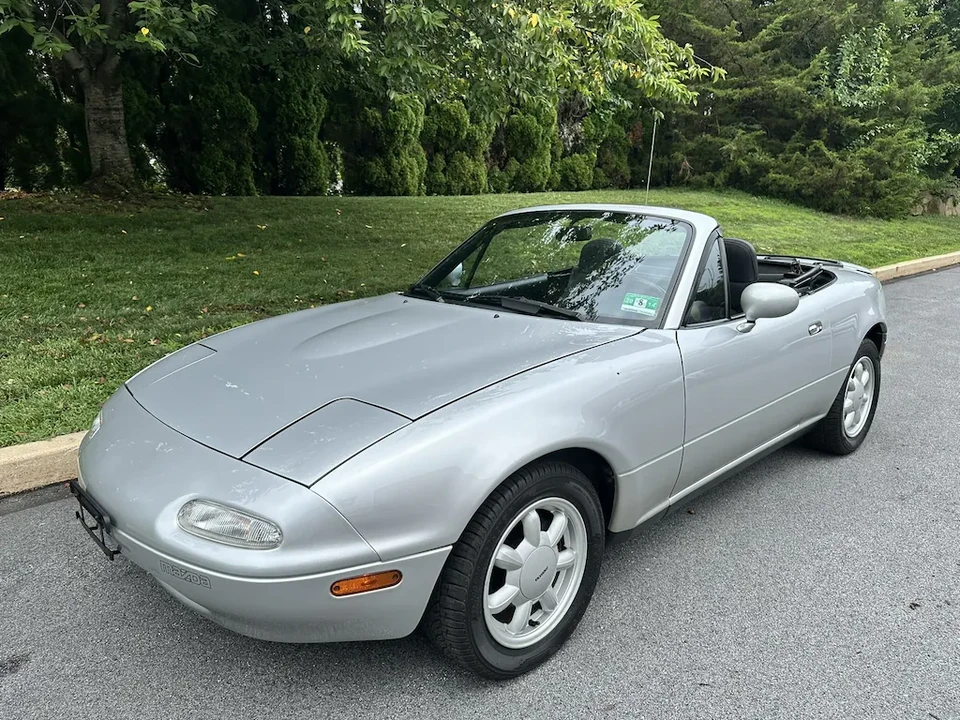 1990 Mazda NA MX-5 Miata - Image 12 of 21