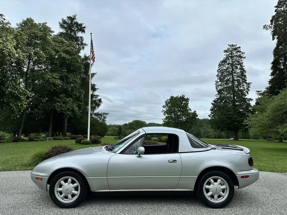1990 Mazda NA MX-5 Miata - Image 6 of 21