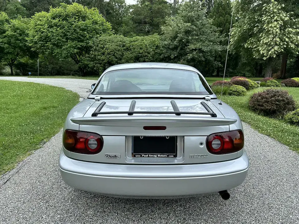 1990 Mazda NA MX-5 Miata - Image 9 of 21
