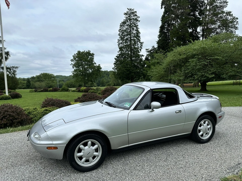 1990 Mazda NA MX-5 Miata - Image 5 of 31