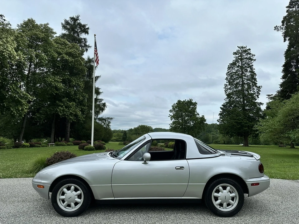 1990 Mazda NA MX-5 Miata - Image 6 of 31