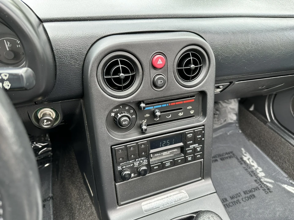 1990 Mazda NA MX-5 Miata - Image 22 of 31