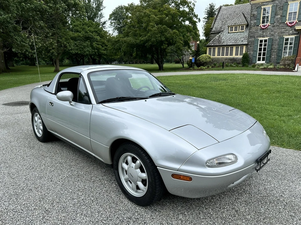 1990 Mazda NA MX-5 Miata - Image 2 of 31