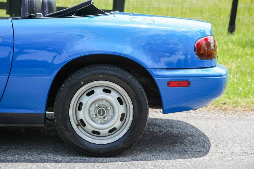 1990 Mazda NA MX-5 Miata - Image 12 of 31