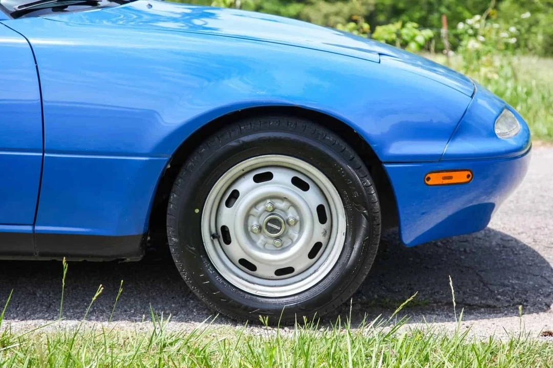 1990 Mazda NA MX-5 Miata - Image 19 of 31