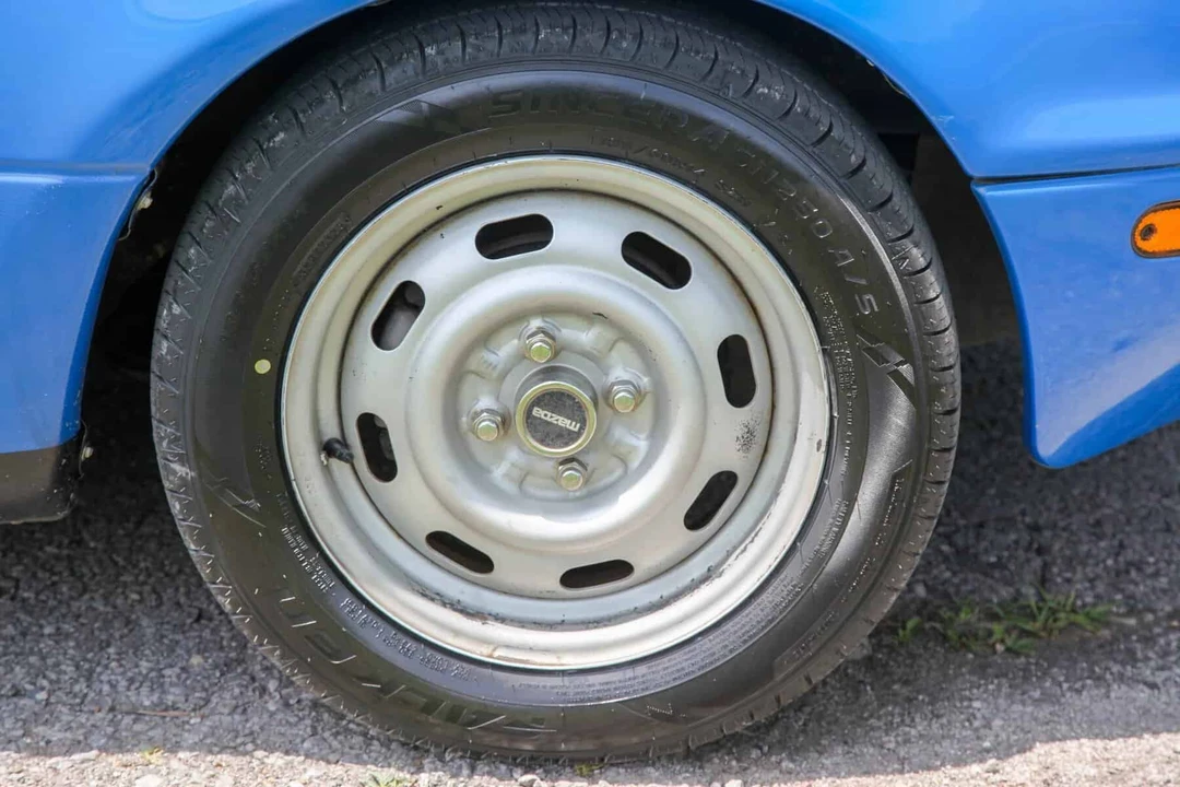 1990 Mazda NA MX-5 Miata - Image 21 of 31