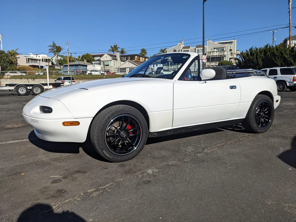 1990 Mazda NA MX-5 Miata - Image 5 of 31