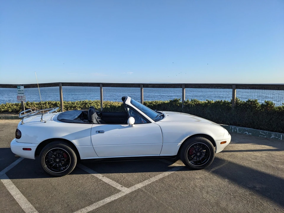 1990 Mazda NA MX-5 Miata - Image 9 of 31
