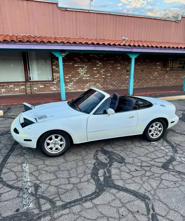 1990 Mazda NA MX-5 Miata - Image 3 of 9