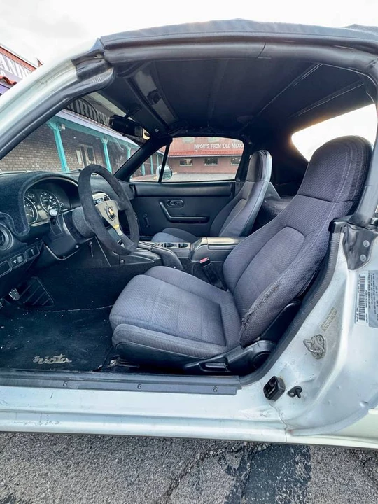 1990 Mazda NA MX-5 Miata - Image 7 of 9