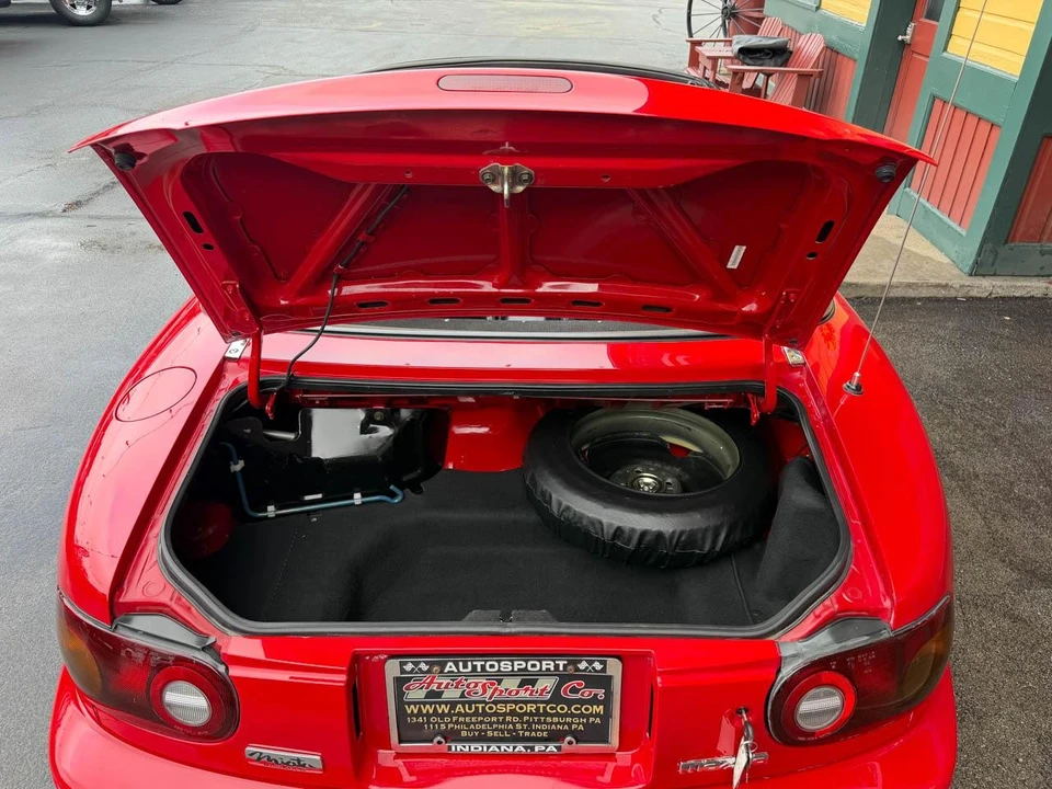 1990 Mazda NA MX-5 Miata - Image 28 of 31