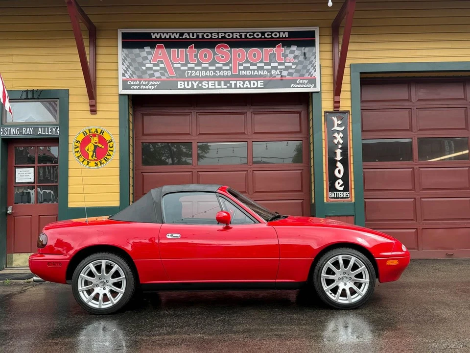 1990 Mazda NA MX-5 Miata - Image 5 of 31