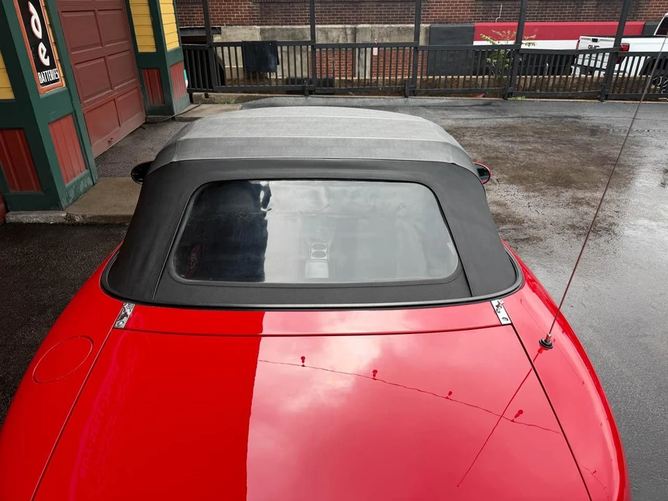 1990 Mazda NA MX-5 Miata - Image 9 of 31