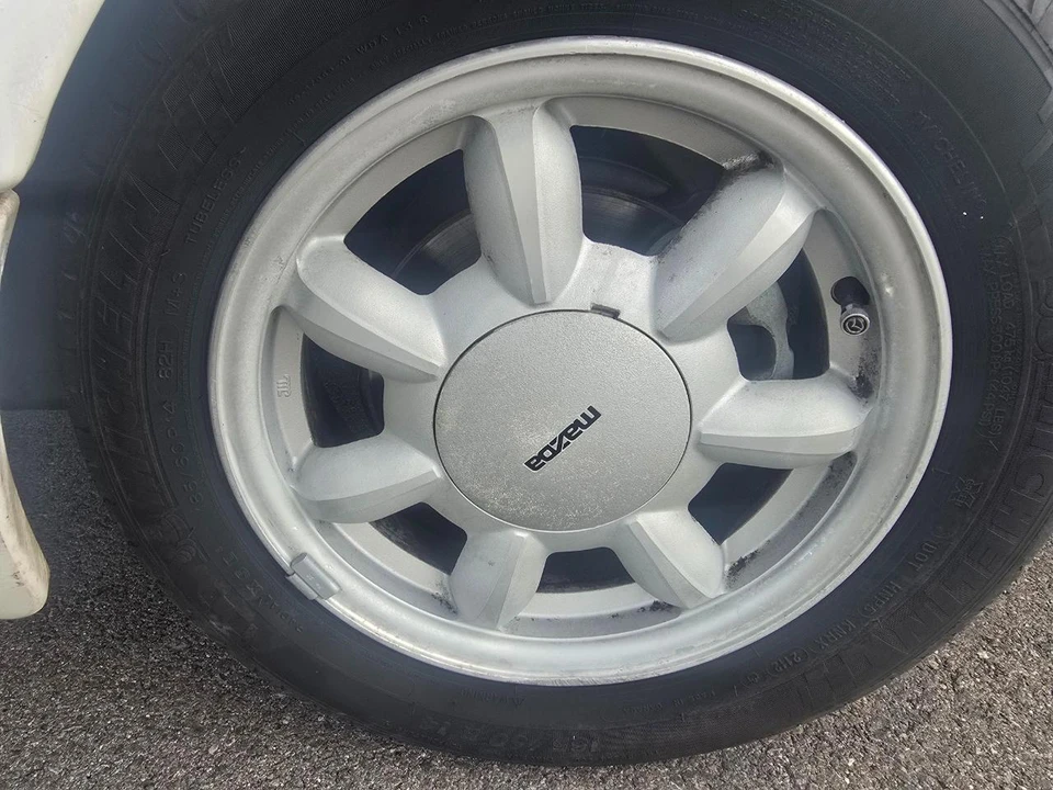 1990 Mazda NA MX-5 Miata - Image 11 of 20