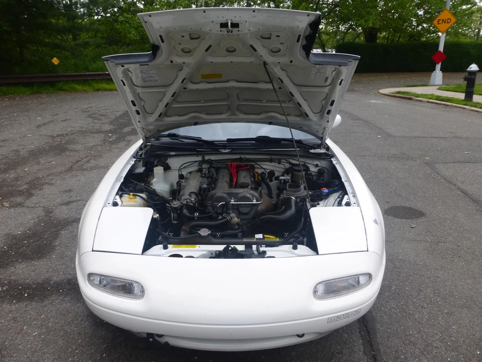1990 Mazda NA MX-5 Miata - Image 28 of 31