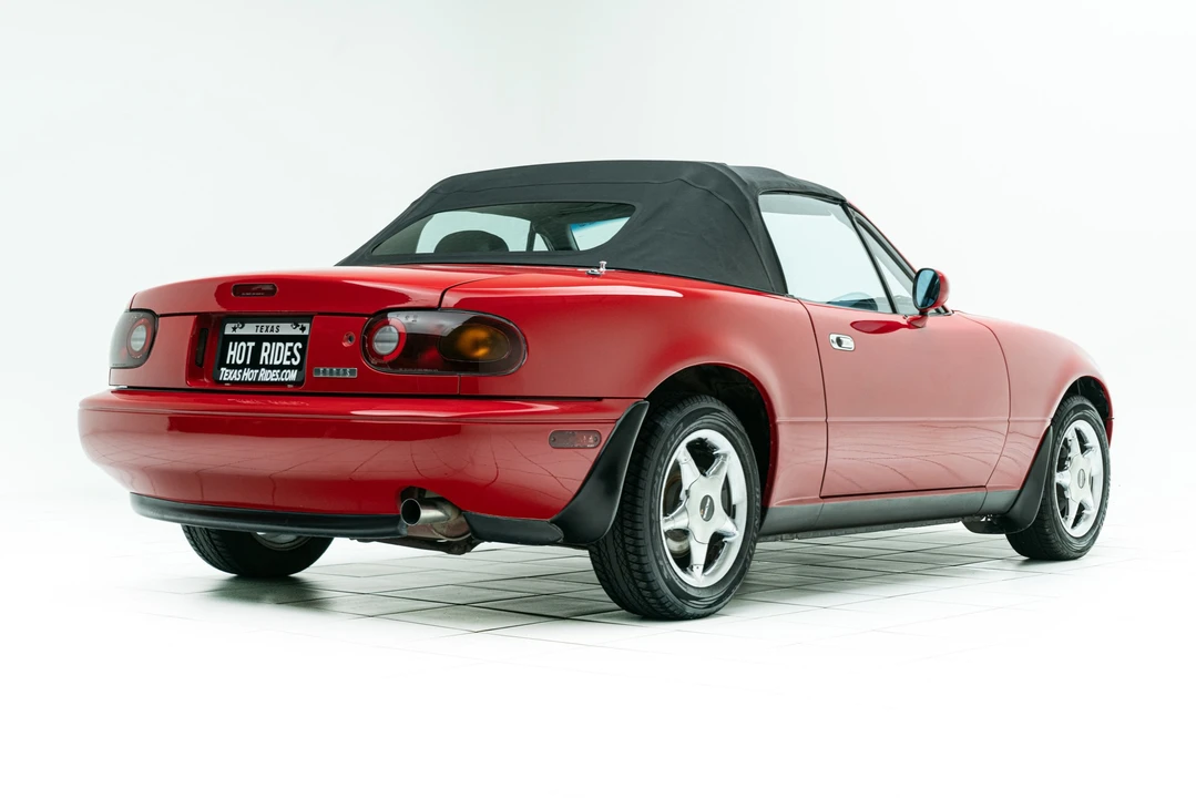 1990 Mazda NA MX-5 Miata - Image 13 of 31