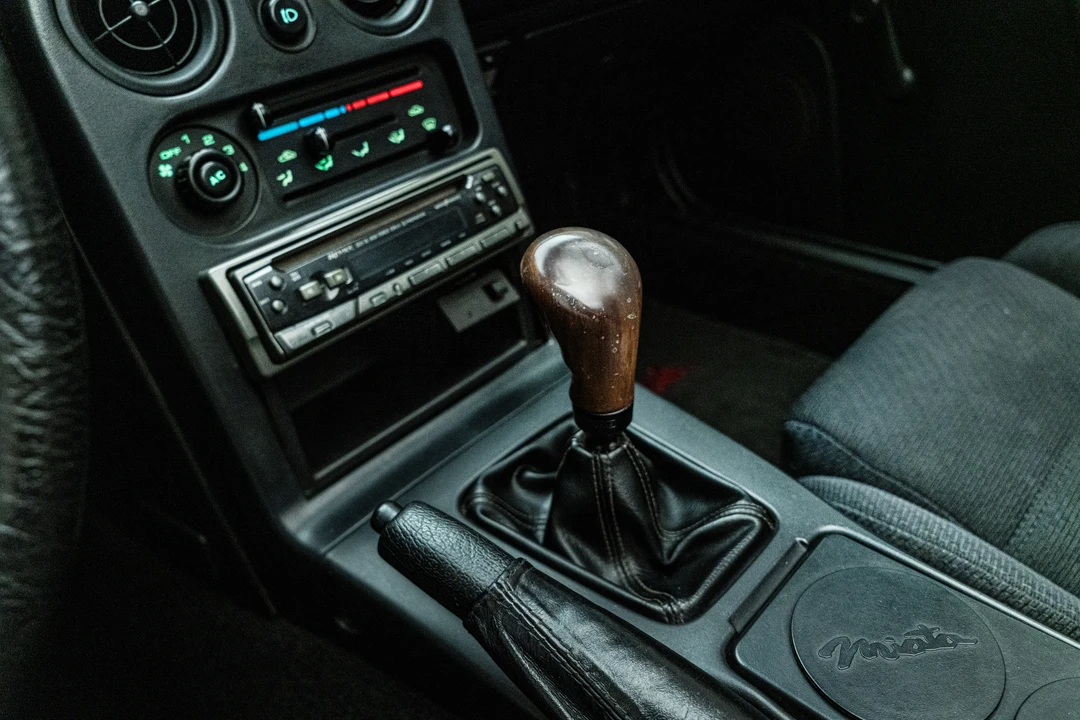 1990 Mazda NA MX-5 Miata - Image 26 of 31