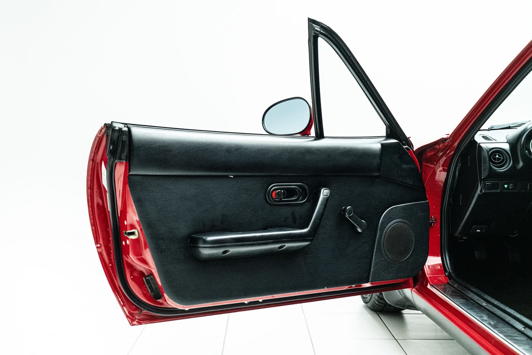 1990 Mazda NA MX-5 Miata - Image 29 of 31