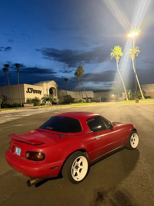 1990 Mazda NA MX-5 Miata - Image 6 of 9