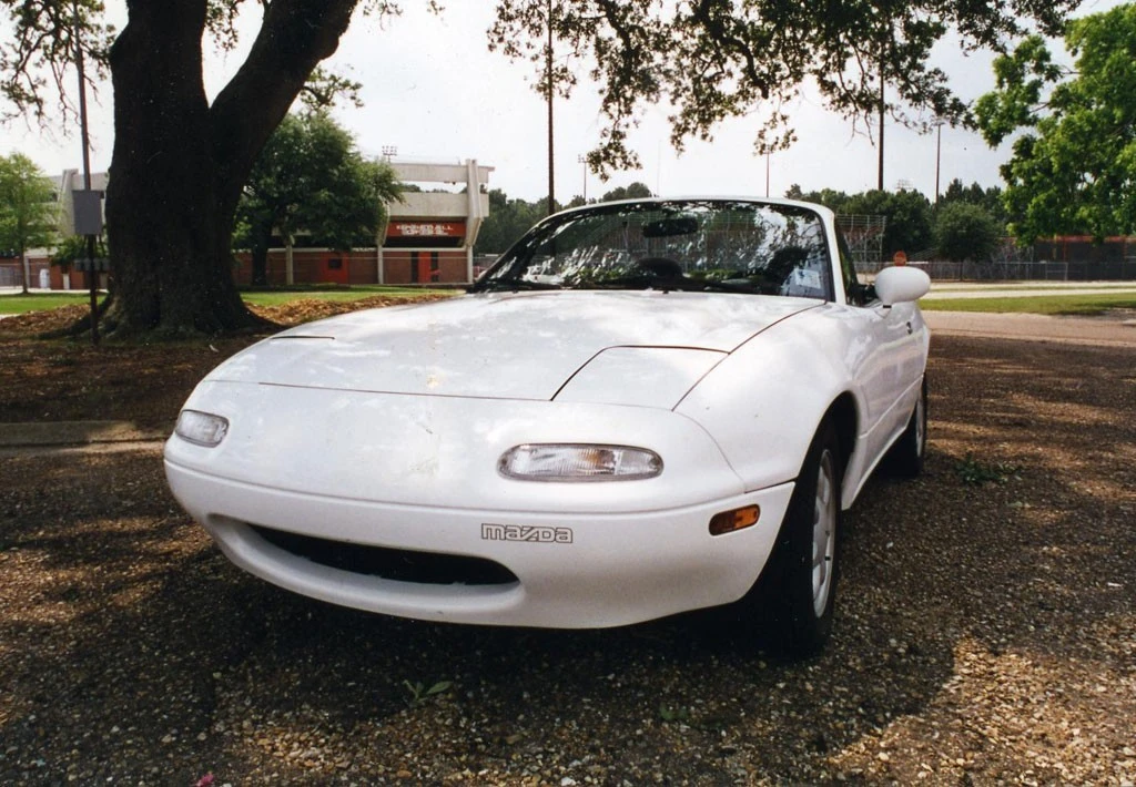 1990 Mazda NA MX-5 Miata - Image 8 of 9