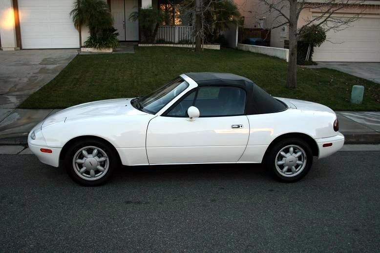 1990 Mazda NA MX-5 Miata - Image 3 of 9