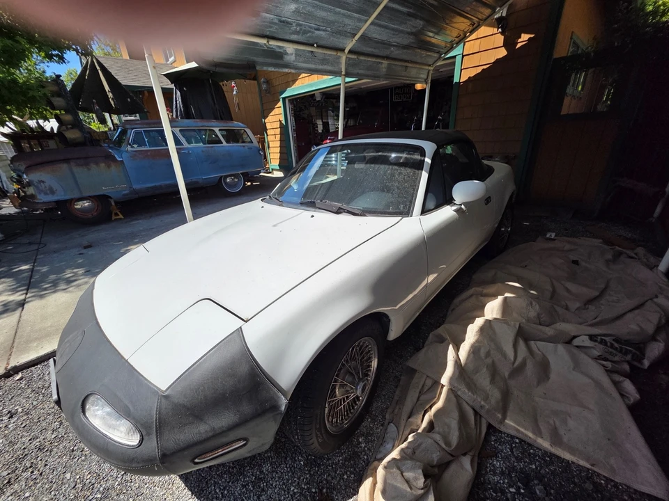 1990 Mazda NA MX-5 Miata - Image 16 of 16