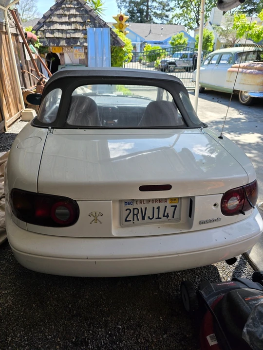1990 Mazda NA MX-5 Miata - Image 12 of 16