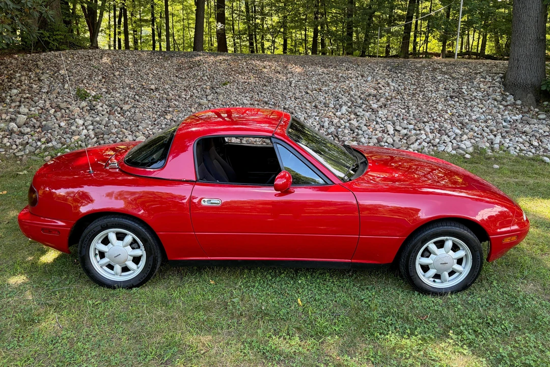 1990 Mazda NA MX-5 Miata - Image 3 of 31