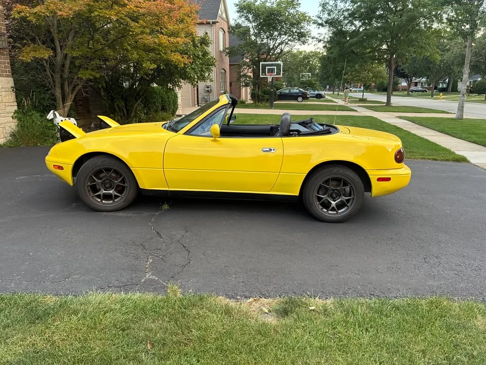 1990 Mazda NA MX-5 Miata - Image 2 of 9