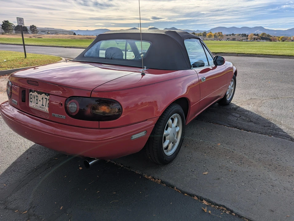 1990 Mazda NA MX-5 Miata - Image 29 of 31