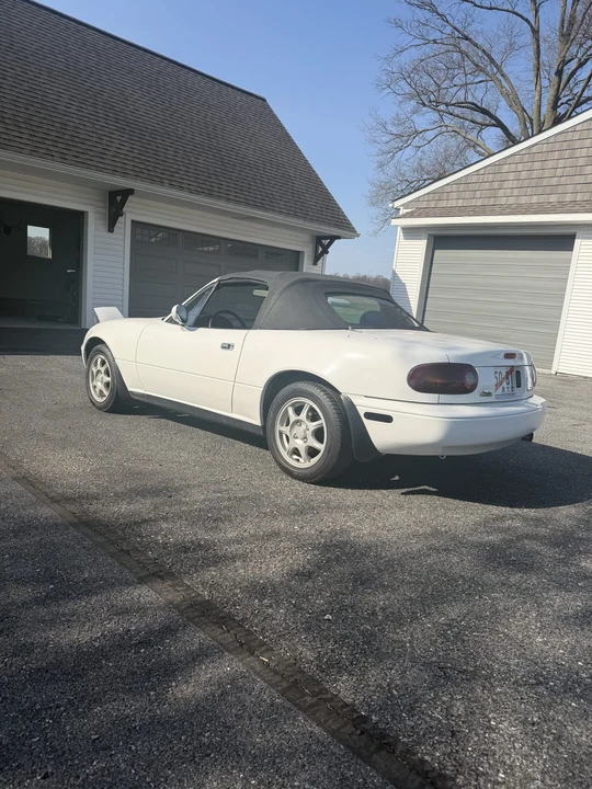 1990 Mazda NA MX-5 Miata - Image 8 of 31