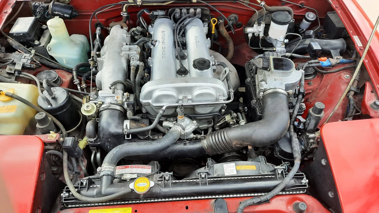 1990 Mazda NA MX-5 Miata - Image 8 of 12