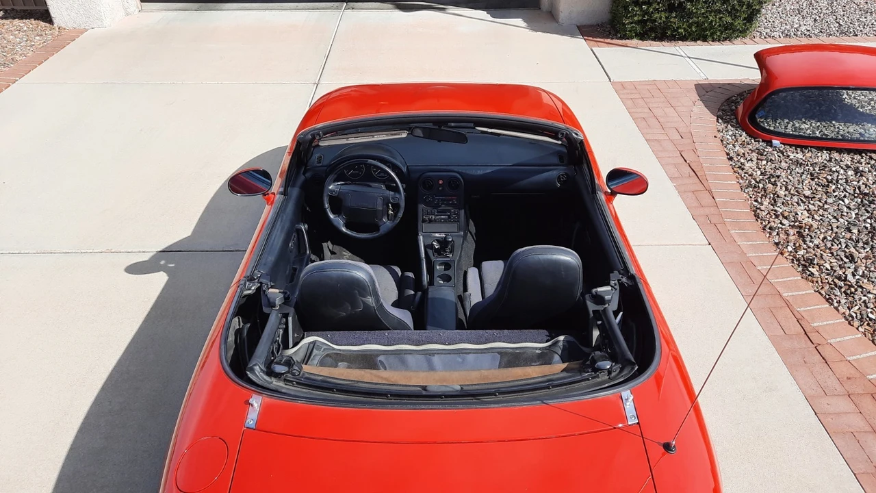 1990 Mazda NA MX-5 Miata - Image 6 of 12
