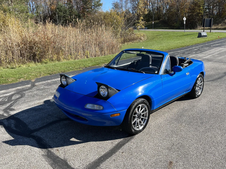 1990 Mazda NA MX-5 Miata - Image 29 of 31