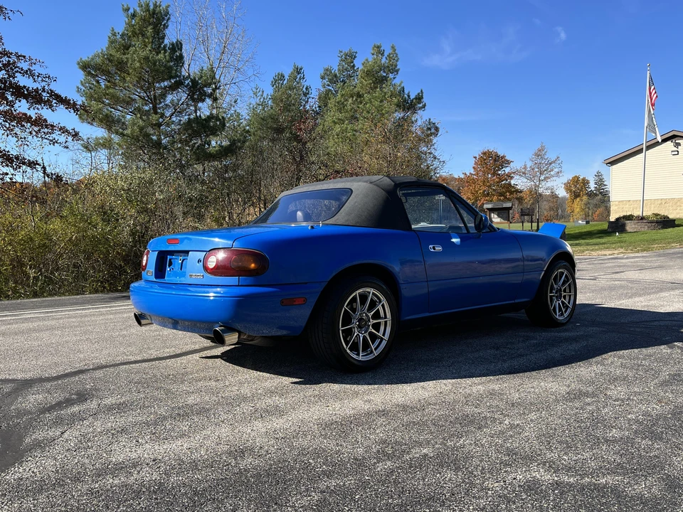 1990 Mazda NA MX-5 Miata - Image 16 of 31