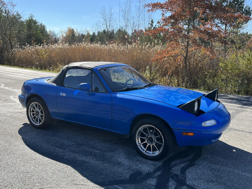 1990 Mazda NA MX-5 Miata - Image 22 of 31