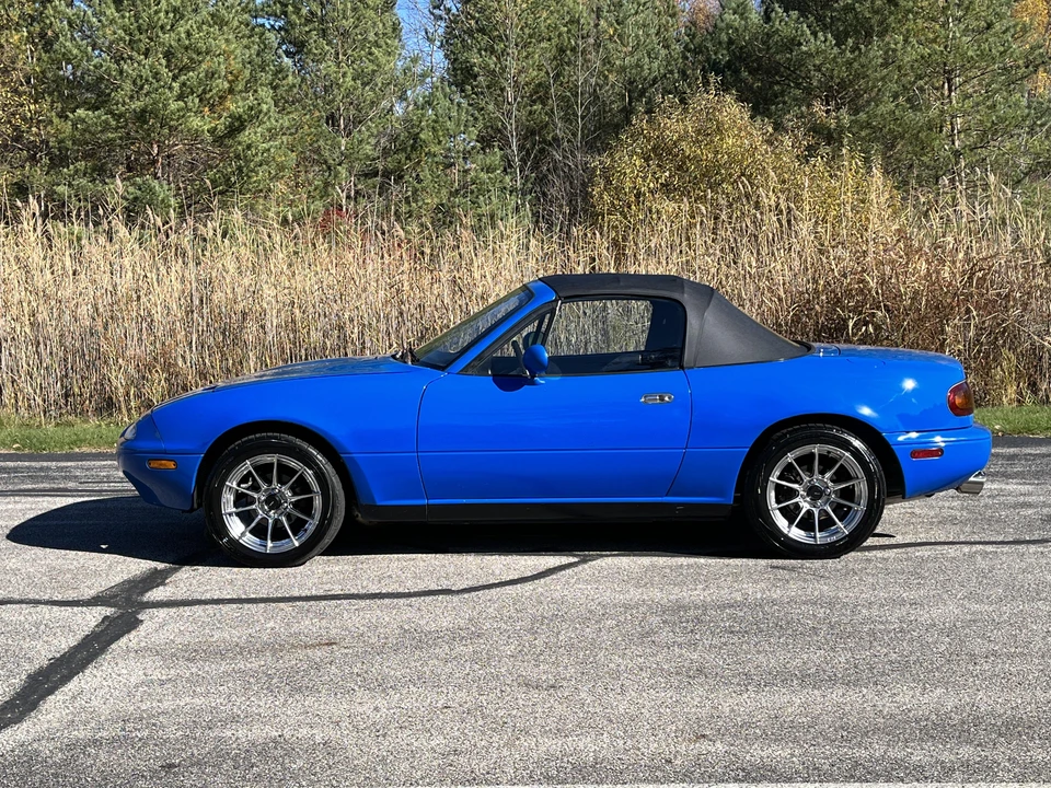 1990 Mazda NA MX-5 Miata - Image 10 of 31