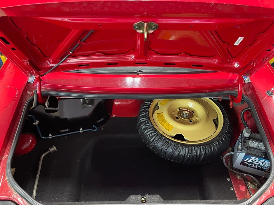 1990 Mazda NA MX-5 Miata - Image 26 of 31