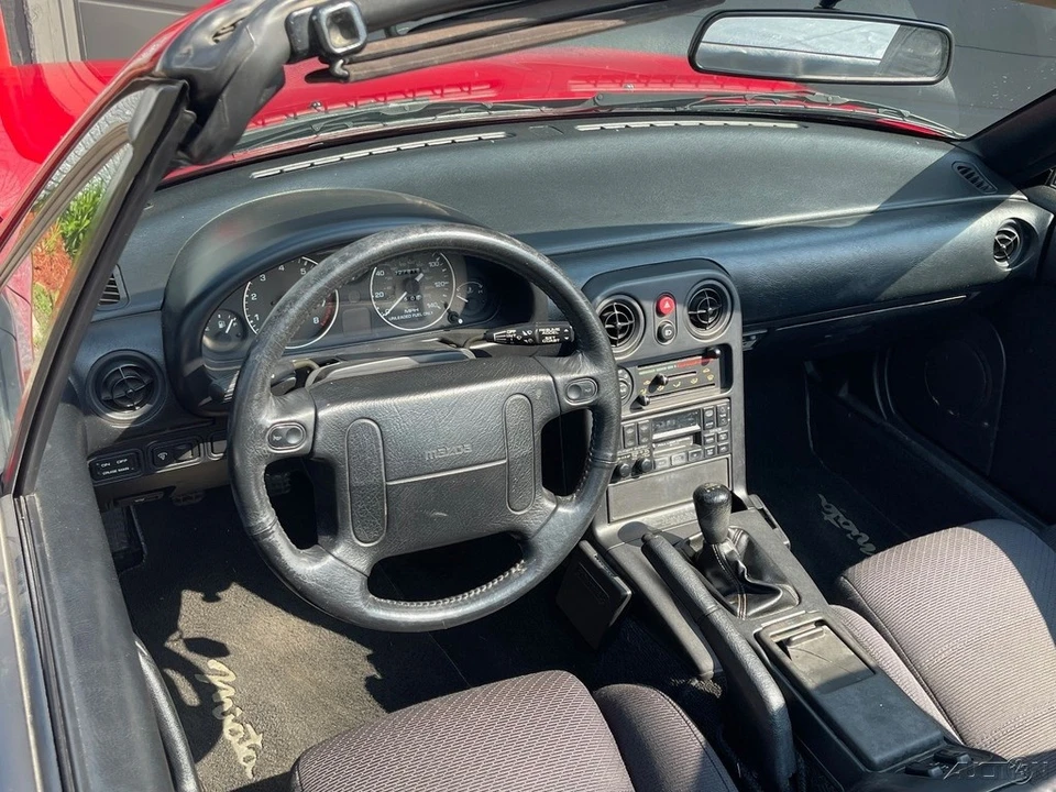1990 Mazda NA MX-5 Miata - Image 14 of 21