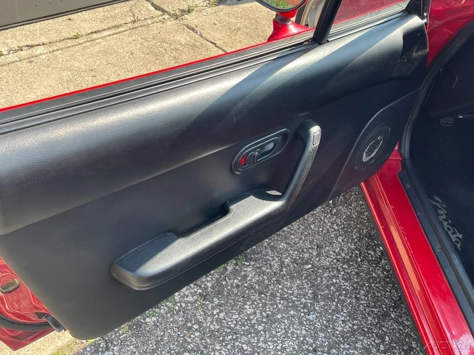 1990 Mazda NA MX-5 Miata - Image 20 of 21