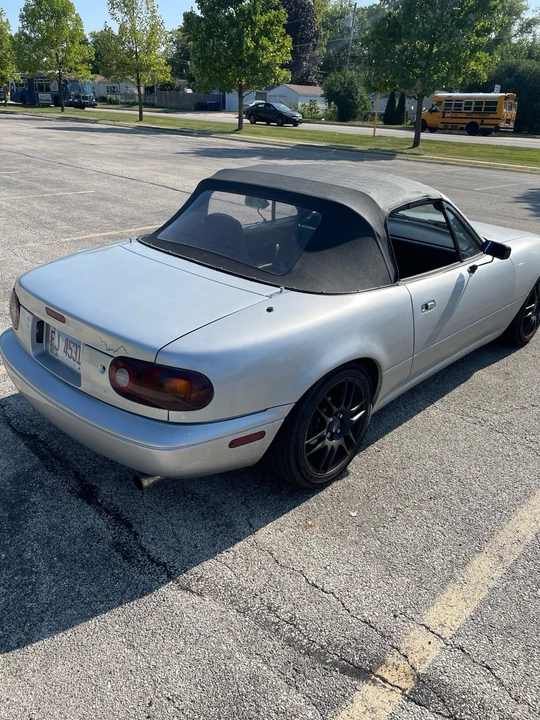 1990 Mazda NA MX-5 Miata - Image 4 of 13