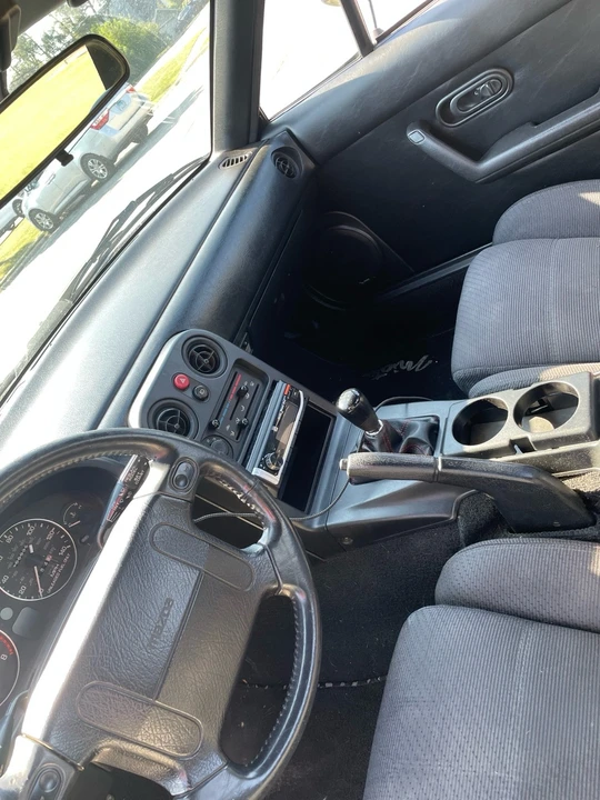 1990 Mazda NA MX-5 Miata - Image 12 of 13