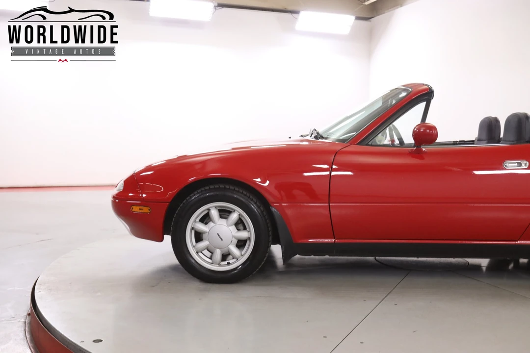 1990 Mazda NA MX-5 Miata - Image 11 of 31