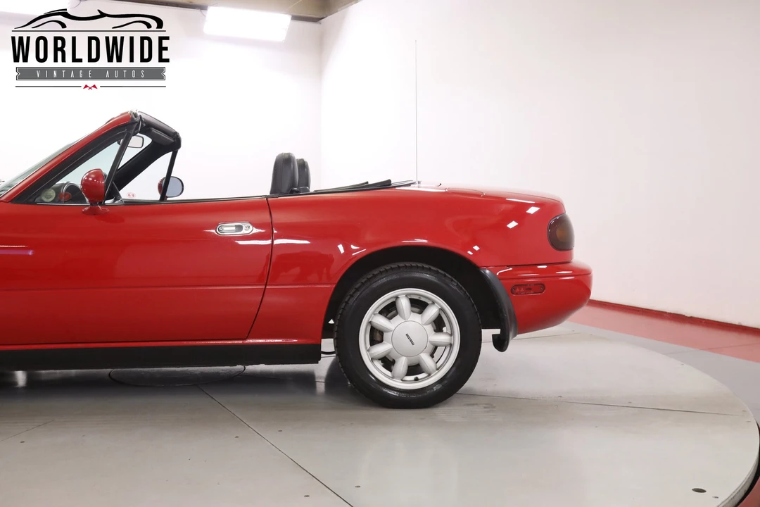 1990 Mazda NA MX-5 Miata - Image 14 of 31